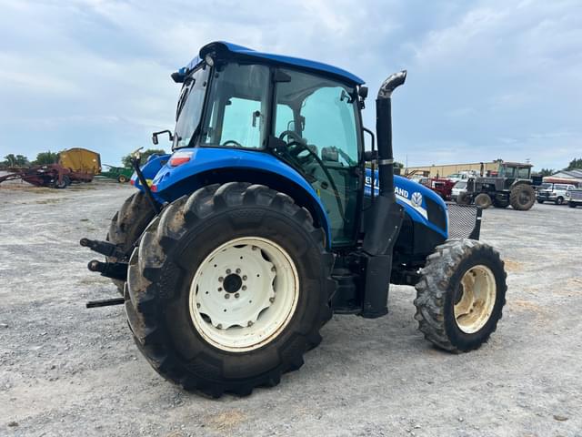 Image of New Holland PowerStar 90 equipment image 4