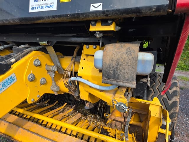 Image of New Holland Pro-Belt 450 equipment image 4