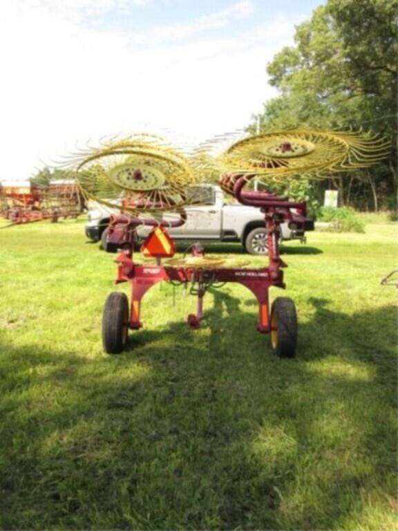Image of New Holland ProCart 819 equipment image 4