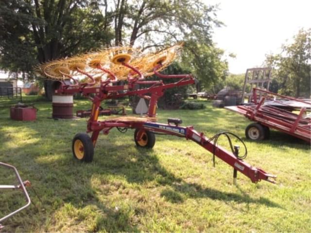 Image of New Holland ProCart 819 equipment image 2
