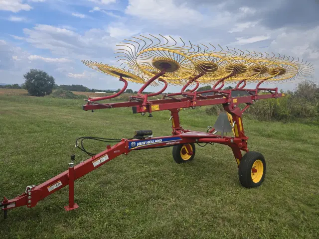 Image of New Holland ProCart 1022 equipment image 4