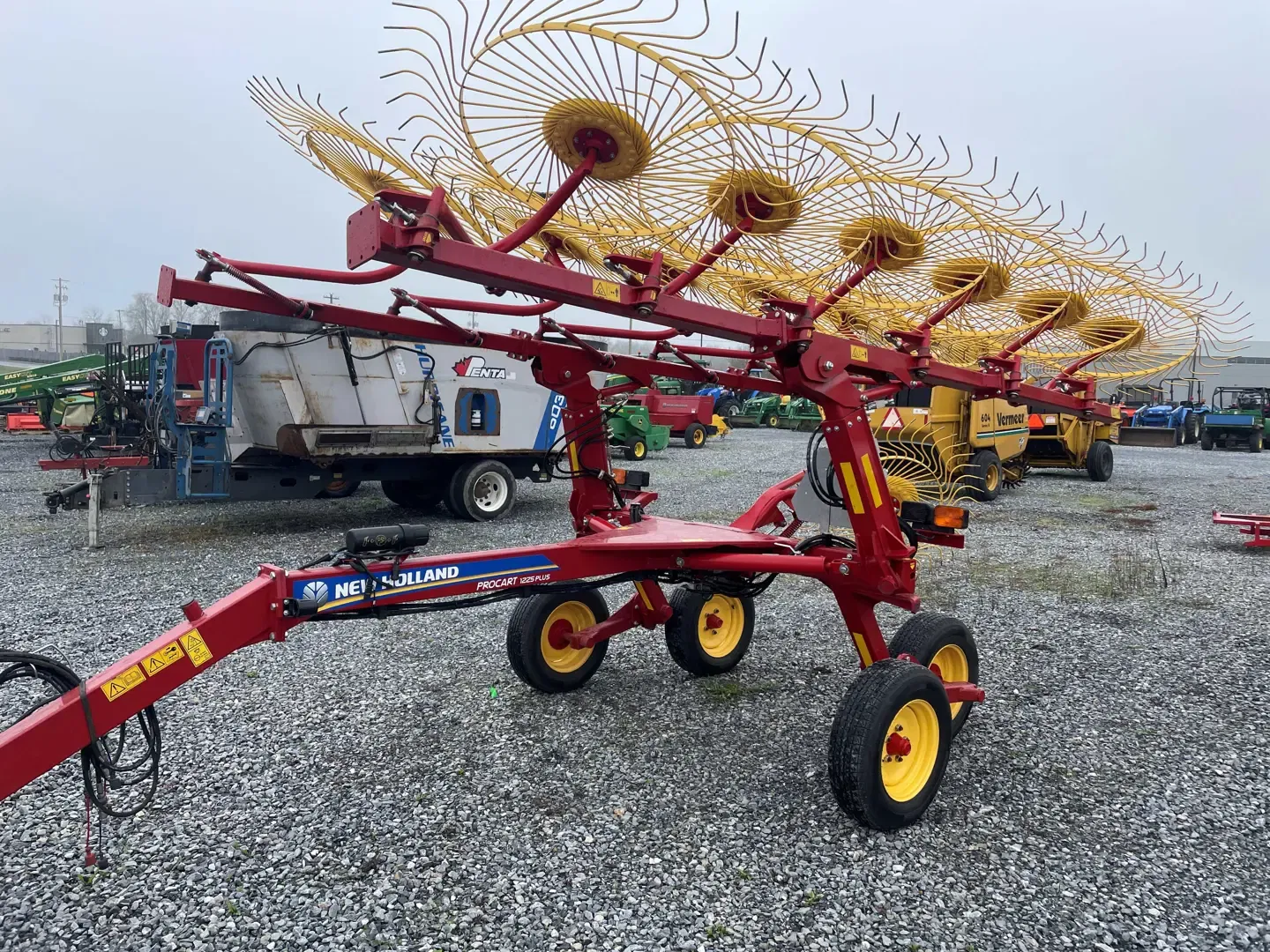 New Holland ProCart 1225 Plus Equipment Image0