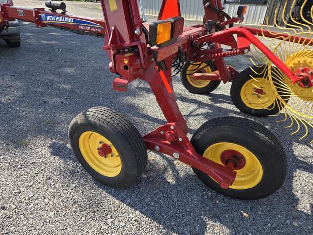 Image of New Holland ProCart 1428 Plus equipment image 2