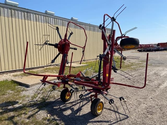 Image of New Holland ProTed 3417 equipment image 1