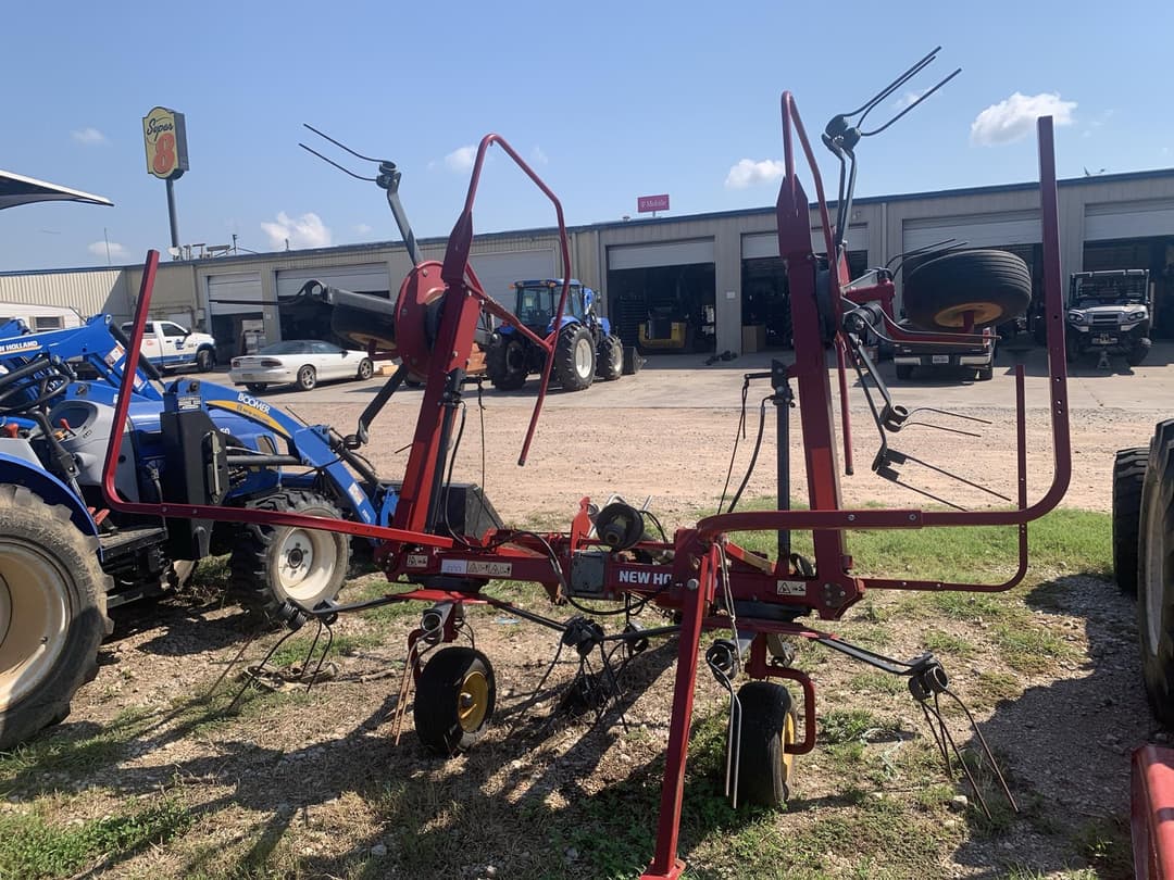 Image of New Holland ProTed 3417 Image 1