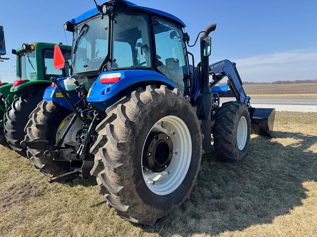 Image of New Holland PowerStar 120 equipment image 4