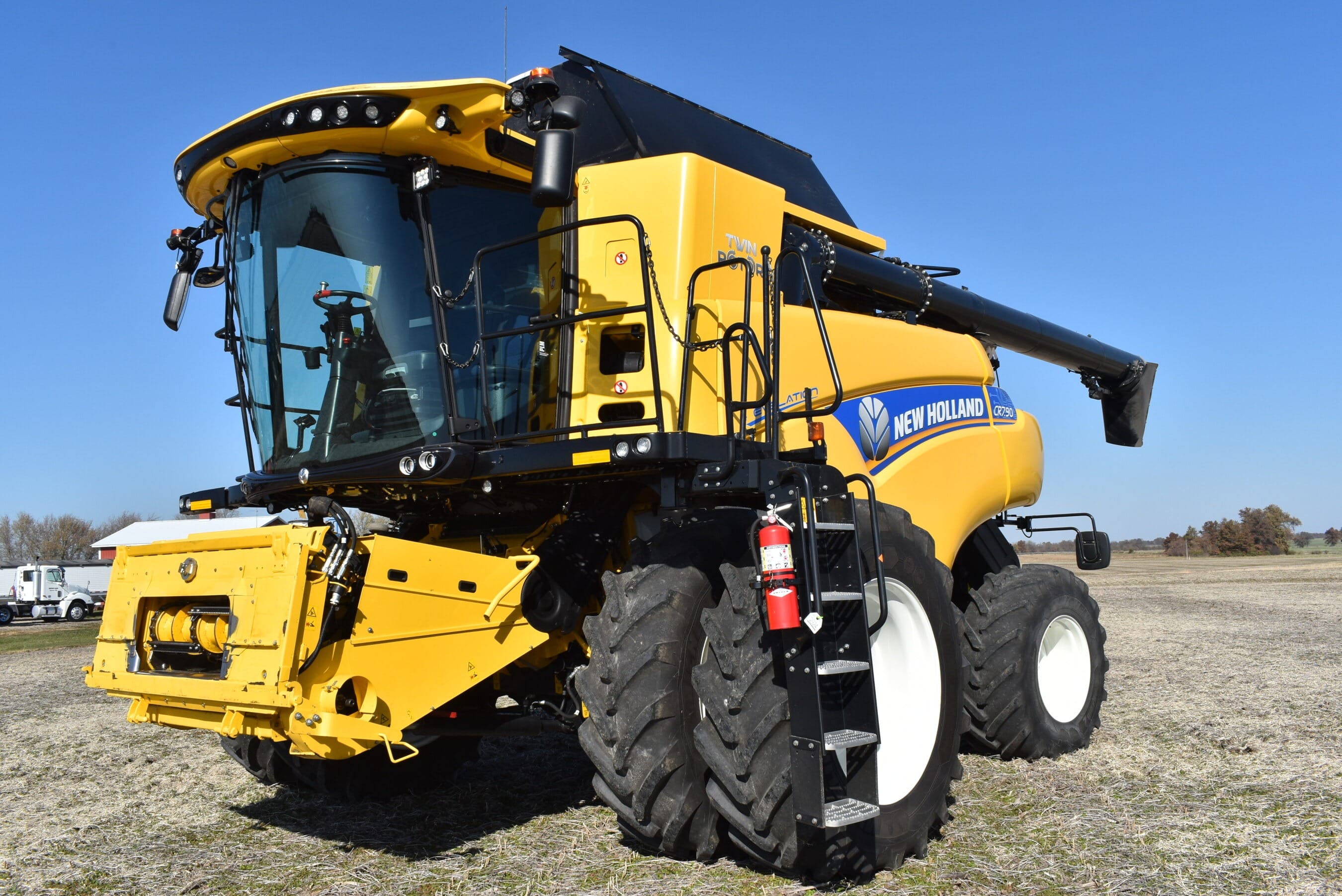 2022 New Holland CR7.90 Equipment Image0
