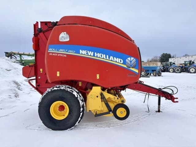 Image of New Holland RB460 equipment image 3