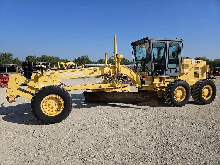 New Holland RG140 Equipment Image0