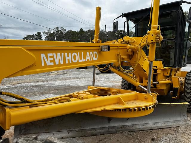 Image of New Holland RG170 equipment image 4