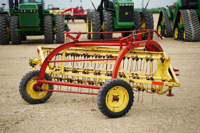 Image of New Holland Rolabar 256 equipment image 3
