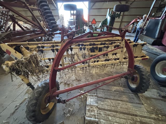 Image of New Holland Rolabar 256 equipment image 4