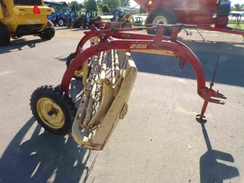 Main image New Holland Rolabar 256