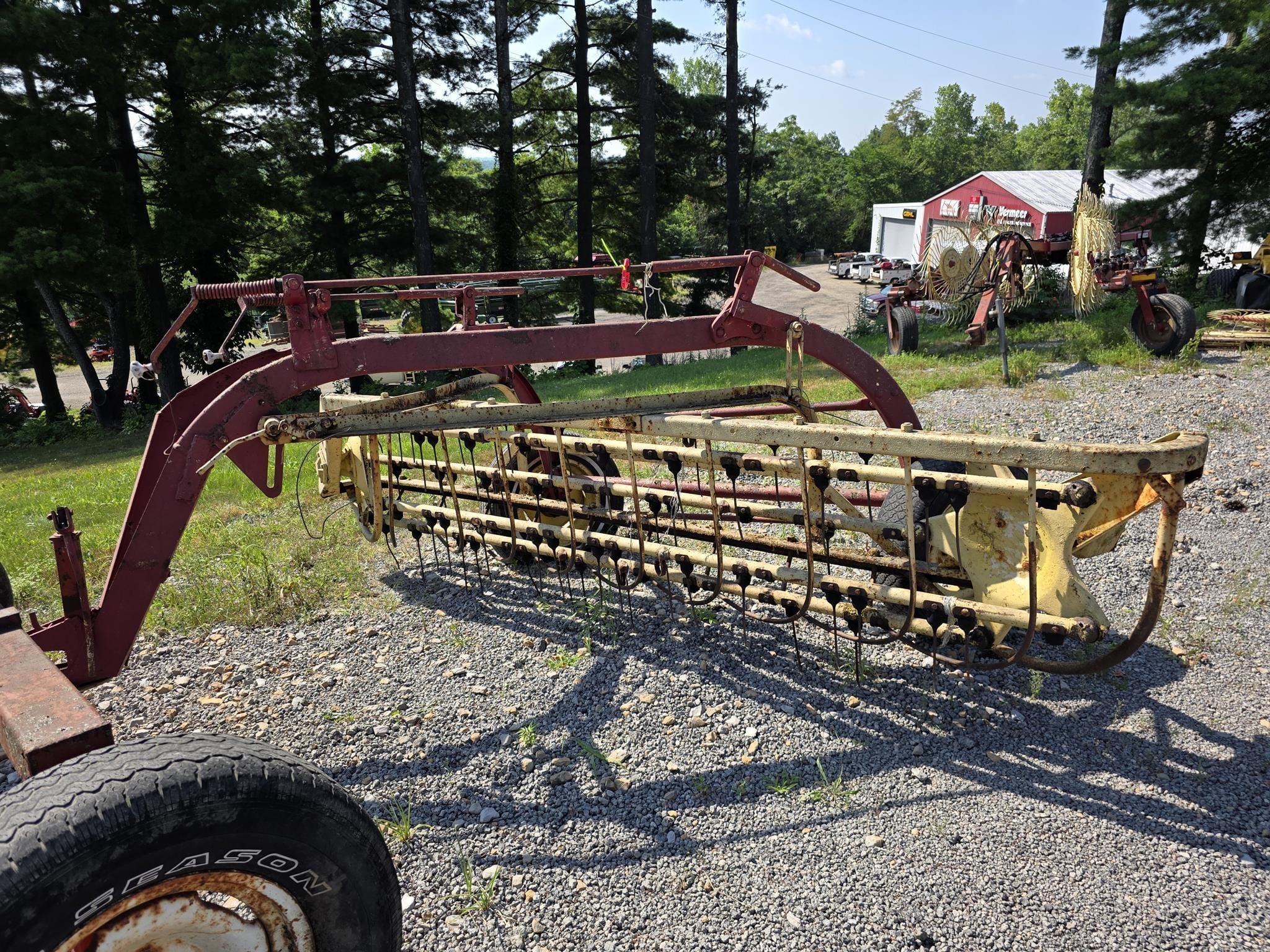 New Holland Rolabar 256 Equipment Image0