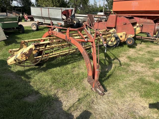 Image of New Holland Rolabar 256 equipment image 2