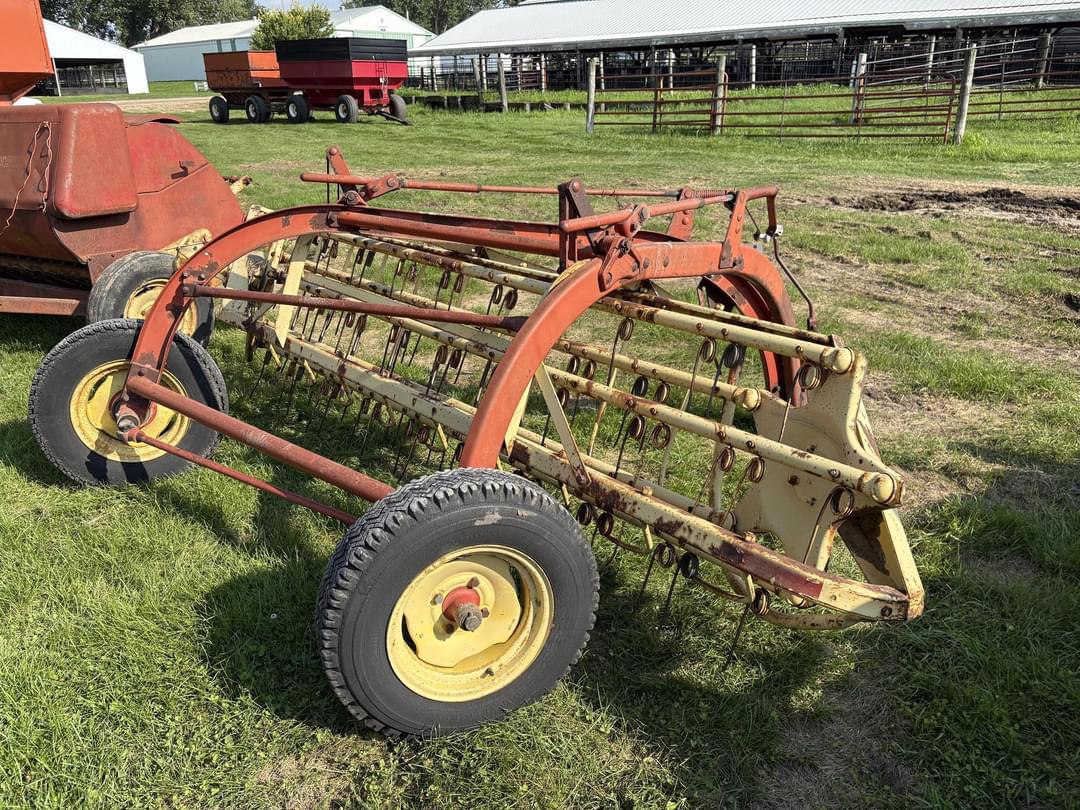 Image of New Holland Rolabar 256 Primary image