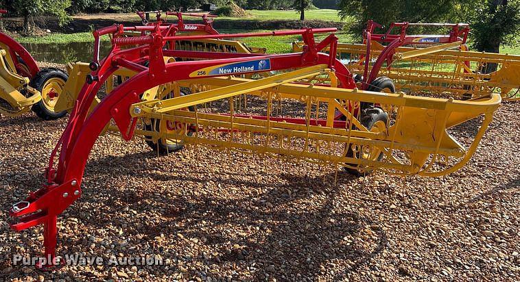 Image of New Holland Rolabar 256 Primary image