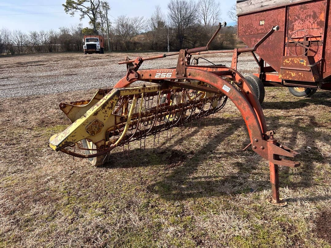 Image of New Holland Rolabar 256 Primary image