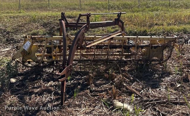 Image of New Holland 256 equipment image 1