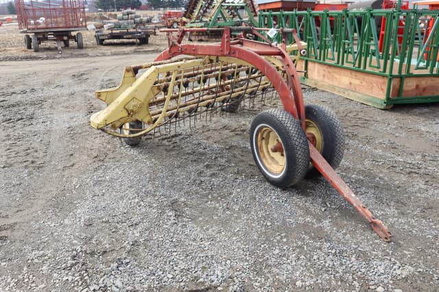 Image of New Holland Rolabar 258 equipment image 2