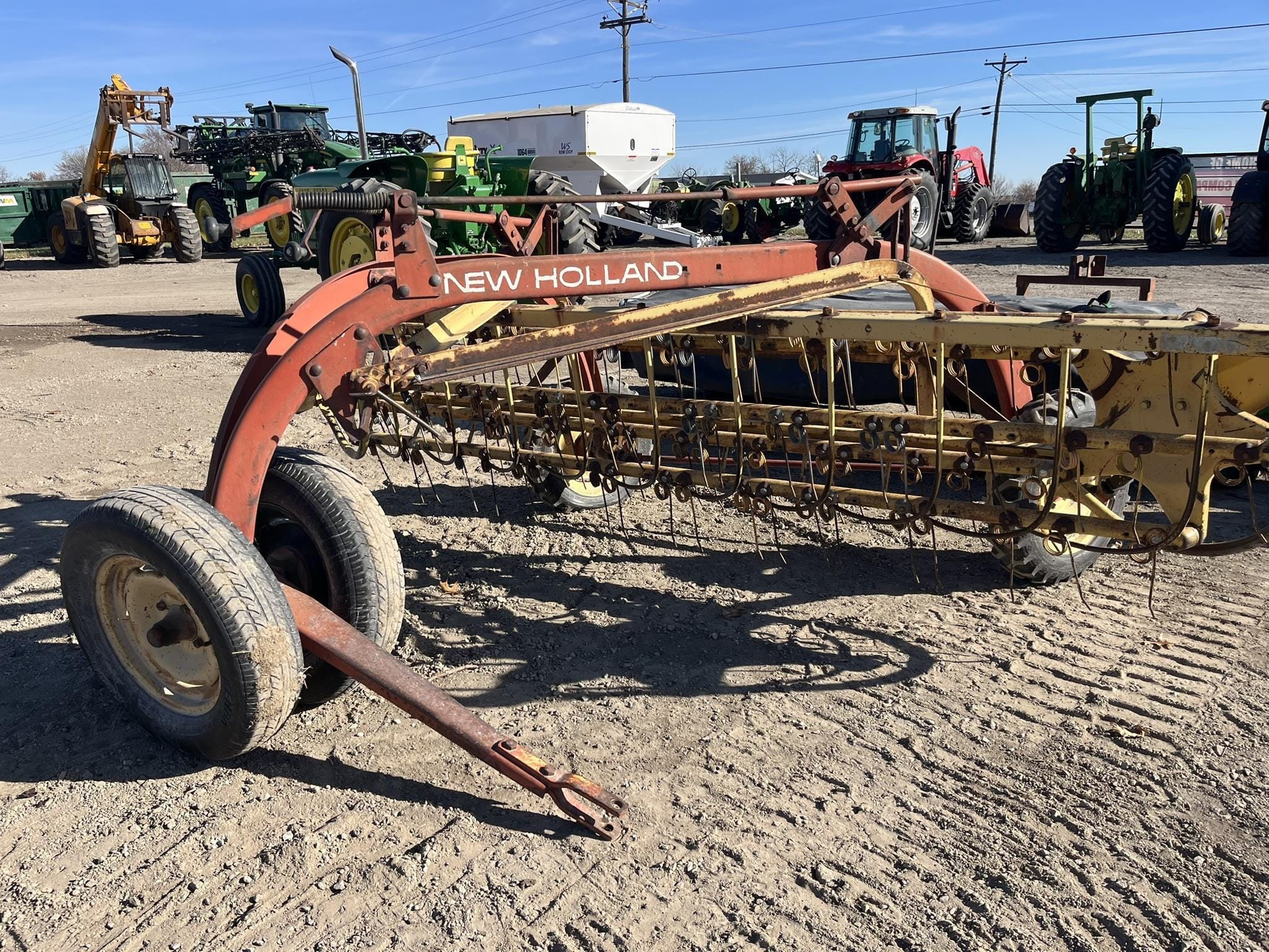 New Holland Rolabar 258 Equipment Image0