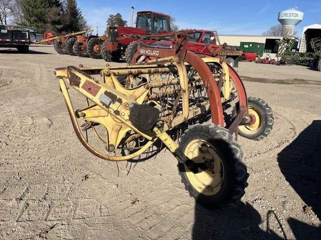 Image of New Holland Rolabar 258 equipment image 1