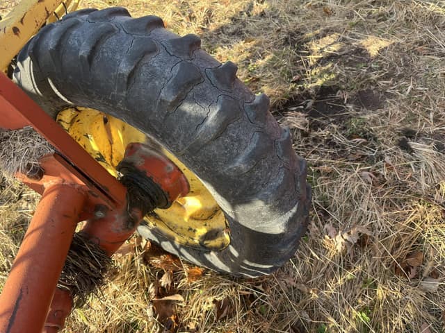 Image of New Holland Rolabar 258 equipment image 2