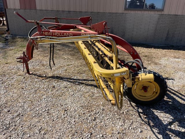 Image of New Holland Rolabar 258 equipment image 3