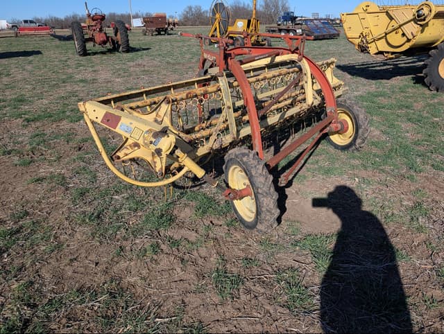 Image of New Holland Rolabar 258 equipment image 4