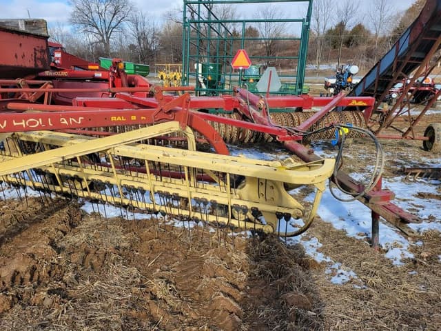 Image of New Holland Rolabar 258 equipment image 2