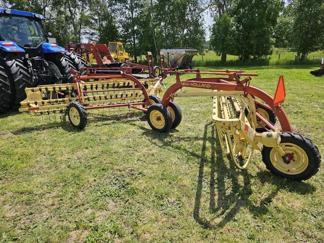 Image of New Holland 260/258 equipment image 1