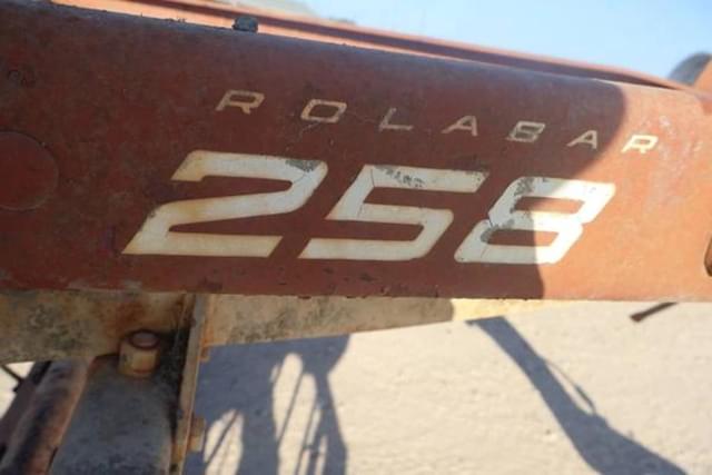 Image of New Holland Rolabar 258 equipment image 4