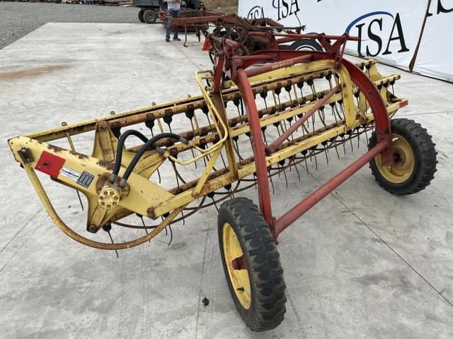 Image of New Holland Rolabar 258 equipment image 2