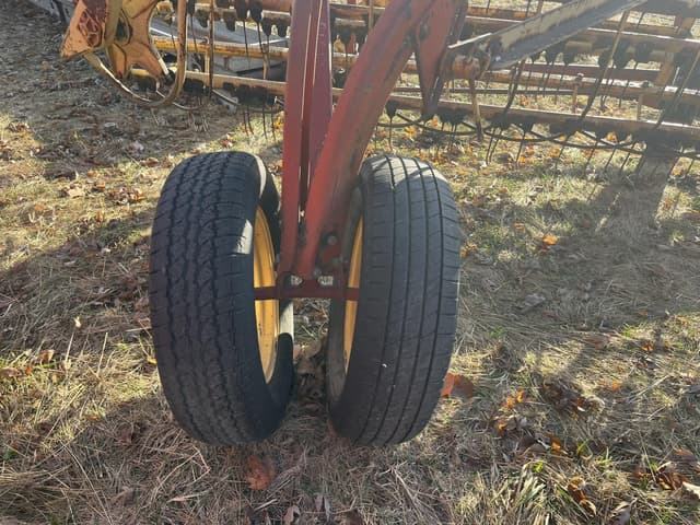 Image of New Holland Rolabar 259 equipment image 4