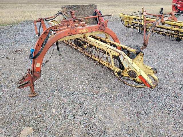 Image of New Holland Rolabar 260 equipment image 1