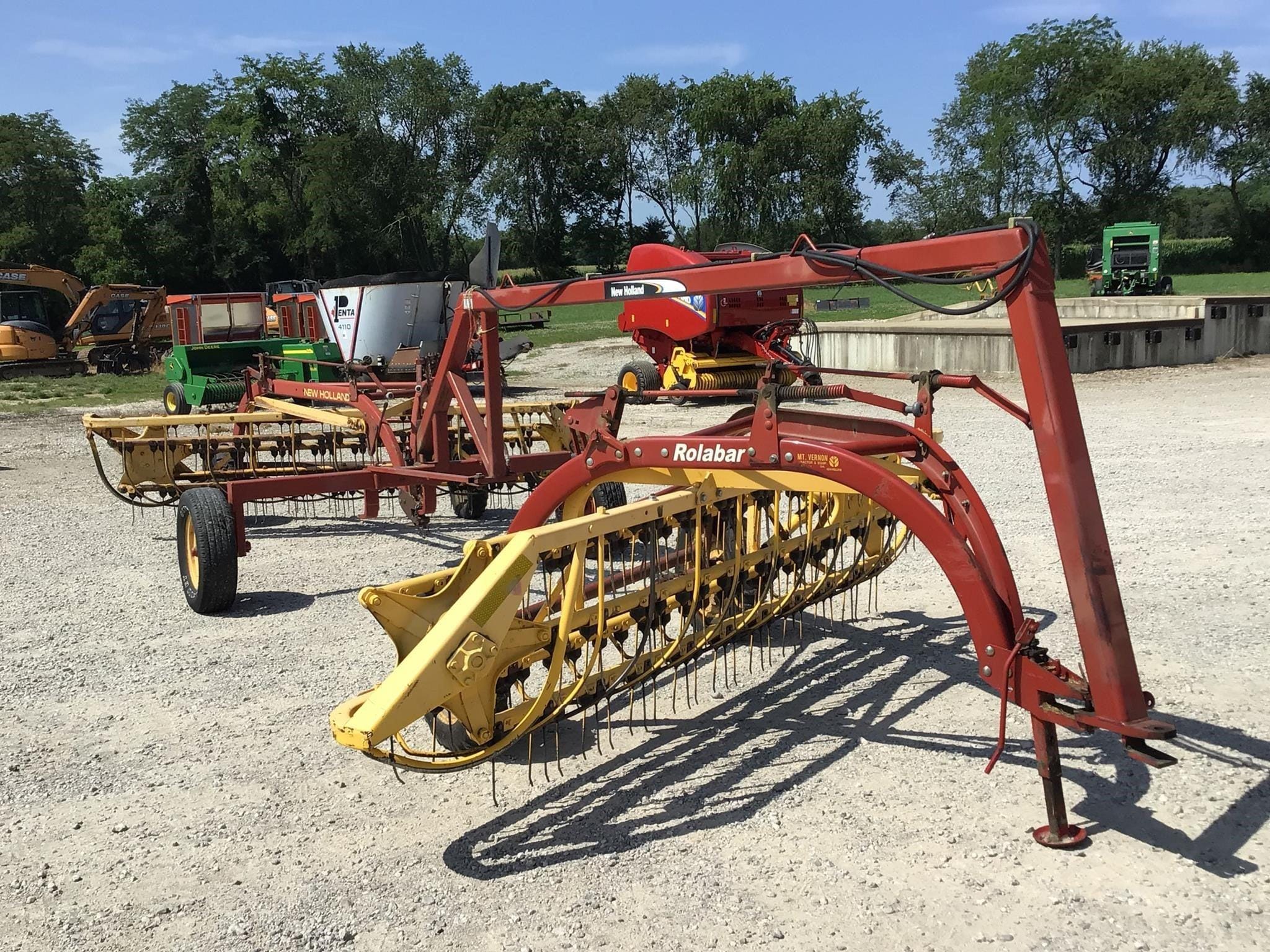 New Holland Rolabar 260 Equipment Image0