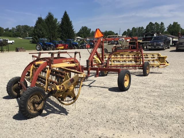 Image of New Holland Rolabar 260 equipment image 3