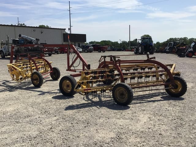 Image of New Holland Rolabar 260 equipment image 4