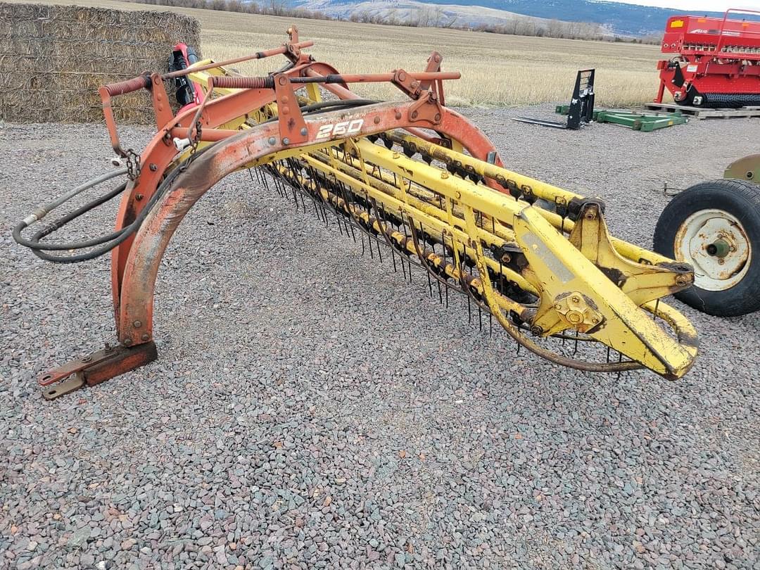 Image of New Holland Rolabar 260 Primary image