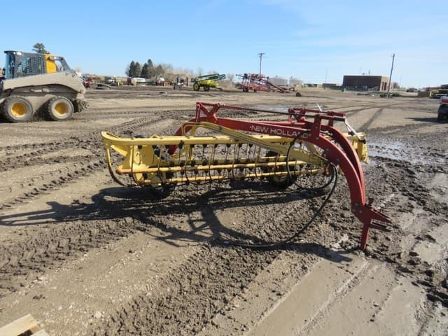 Image of New Holland Rolabar 260 equipment image 2