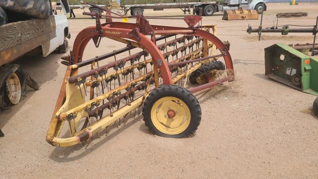 Image of New Holland Rolabar 260 equipment image 4