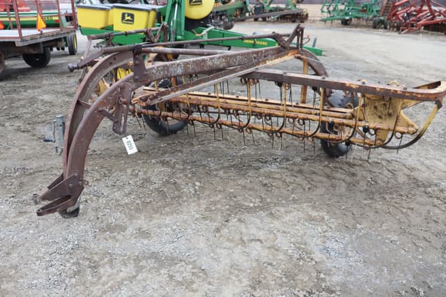 Image of New Holland Rolabar 56 equipment image 1