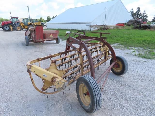 Image of New Holland Rolabar 56 equipment image 1