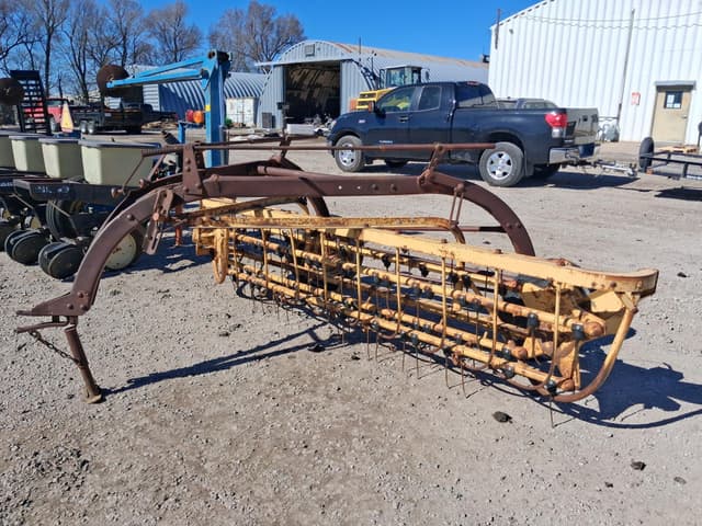 Image of New Holland Rolabar 56 equipment image 3