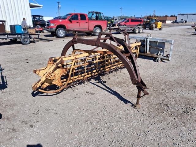 Image of New Holland Rolabar 56 equipment image 1