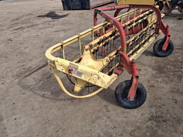 Image of New Holland Rolabar 57 equipment image 3