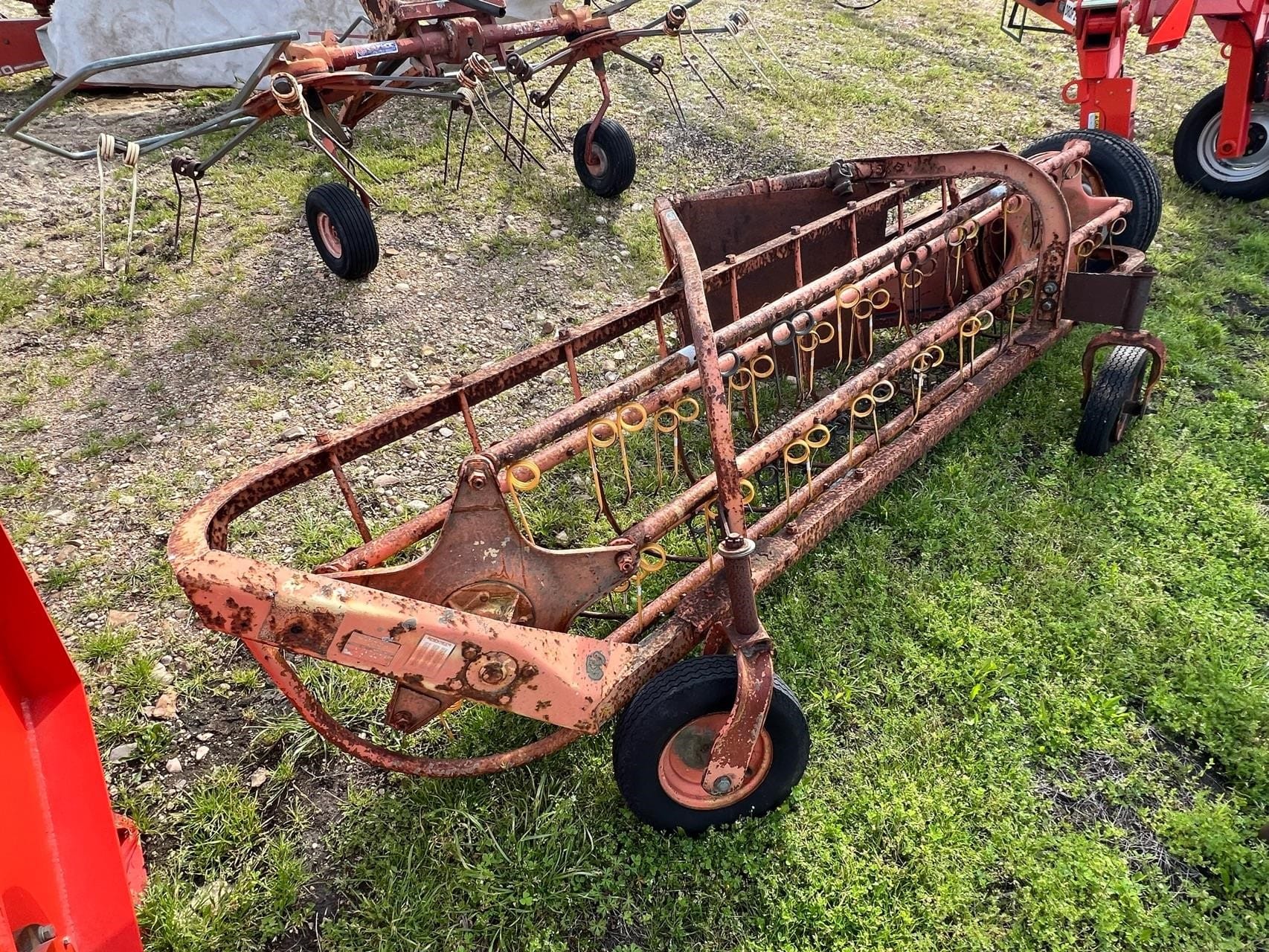 New Holland Rolabar 57 Equipment Image0