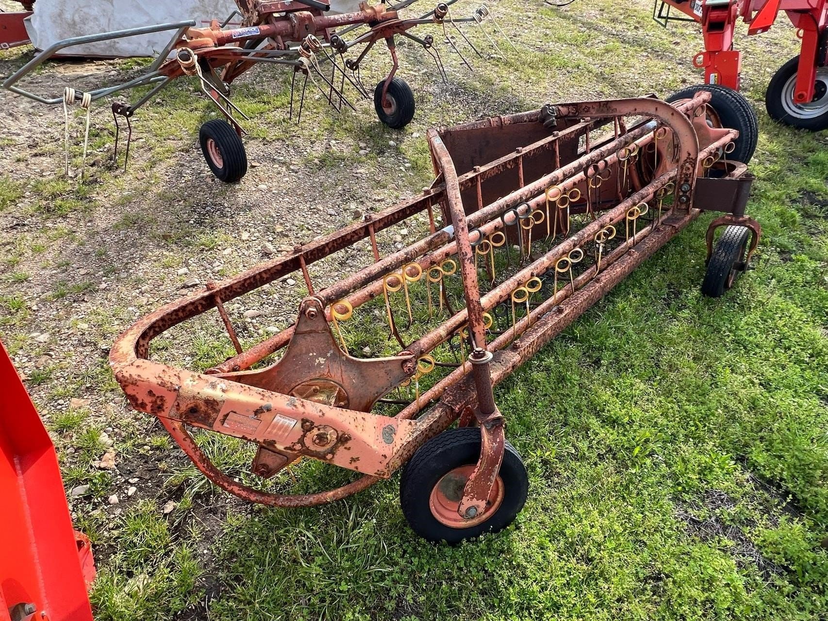 New Holland Rolabar 57 Equipment Image0