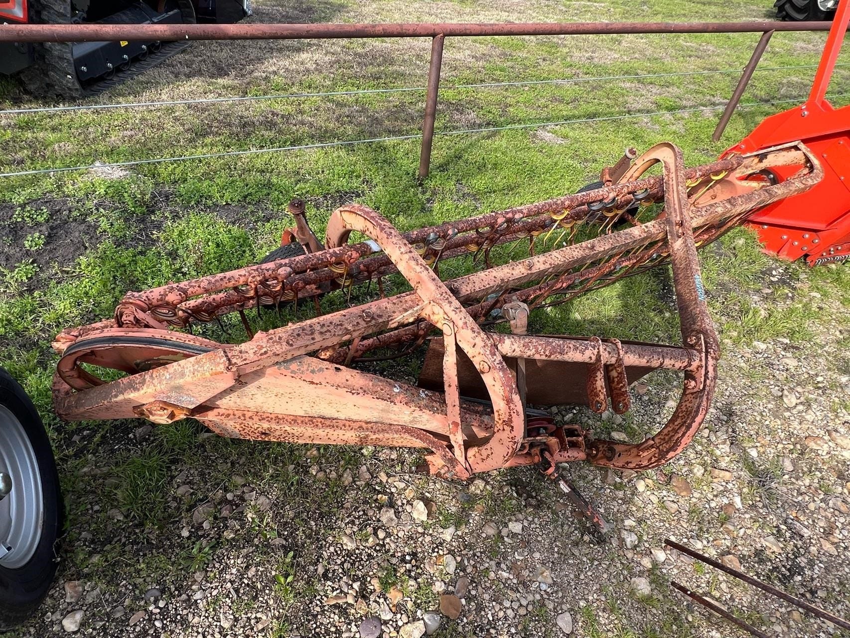 New Holland Rolabar 57 Equipment Image0