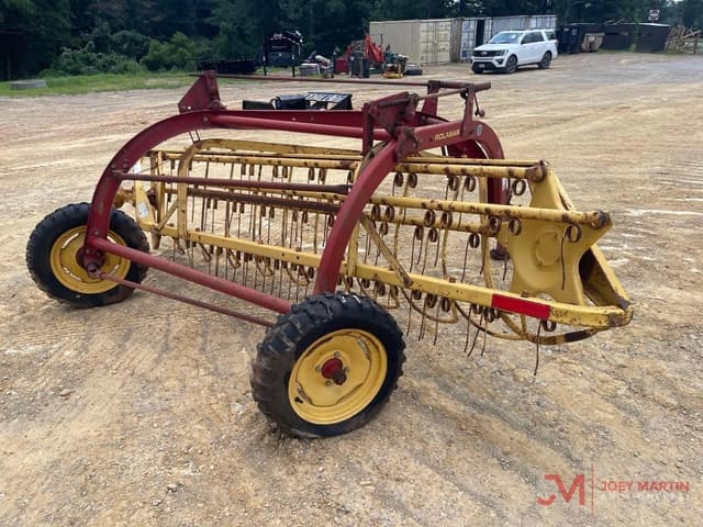 Image of New Holland Rolabar 256 equipment image 2
